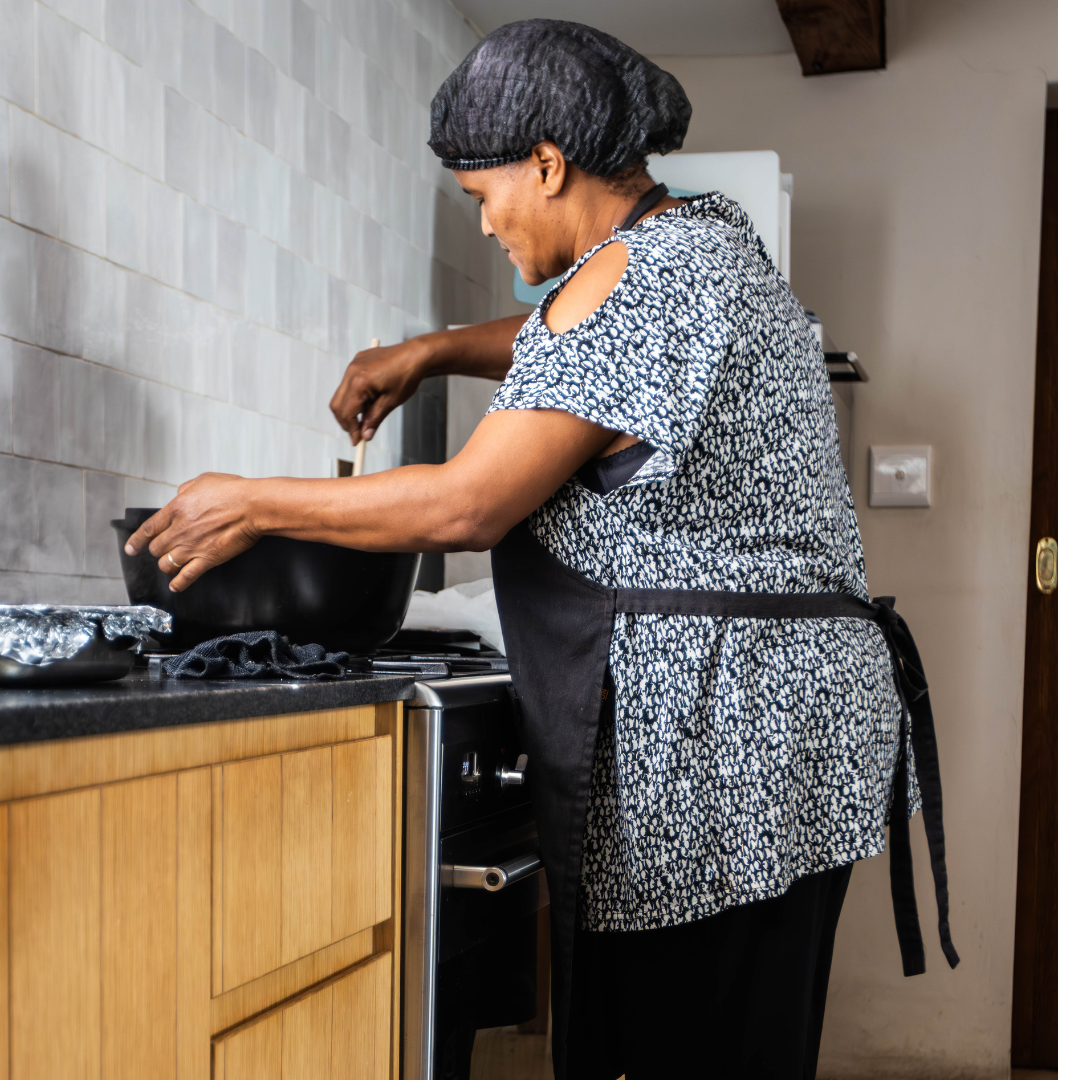 Teambuilding - Interactive Cooking Class (Group of 12-13)